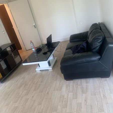 Appartement Sejour Et Affaires Баньо Екстериор снимка